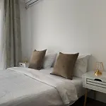 Veselinka Apartments & Rooms
