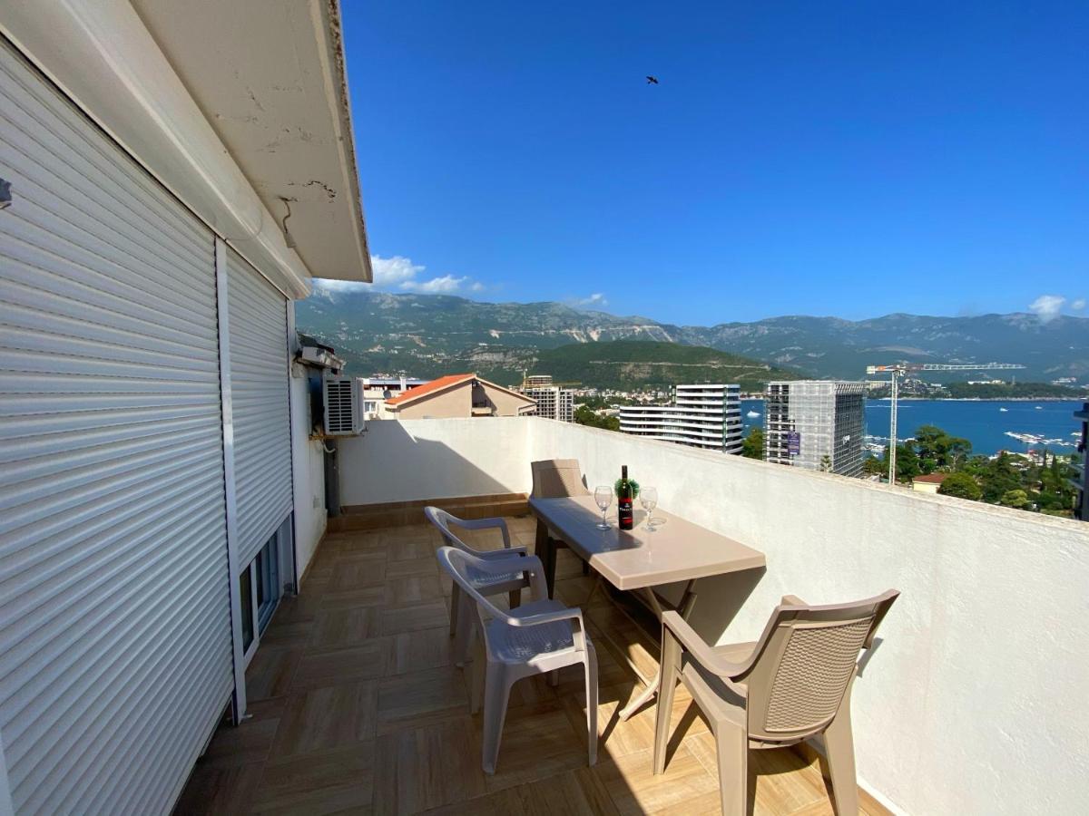 Veselinka Apartments & Rooms