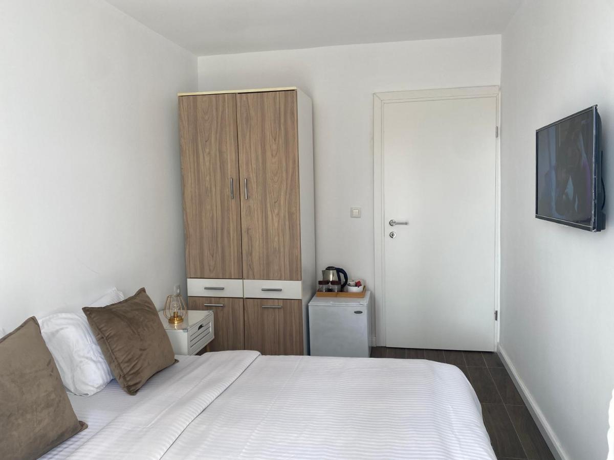 Veselinka Apartments & Rooms Apartment
