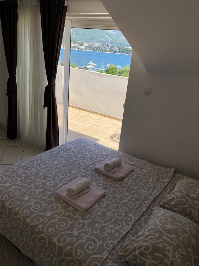 Apartment Veselinka Apartments & Rooms