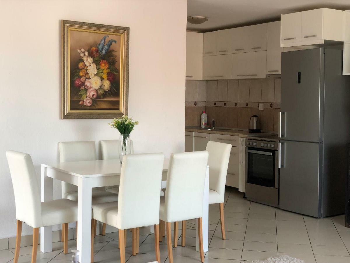 Veselinka Apartments & Rooms * Budva